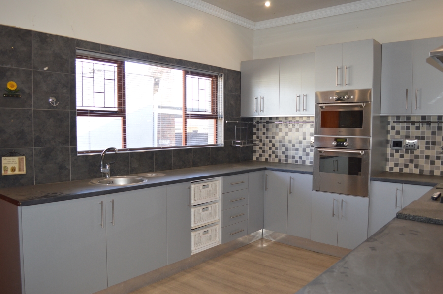 4 Bedroom Property for Sale in Bergsig Eastern Cape